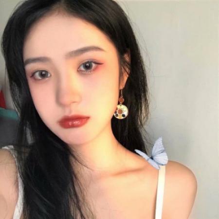 神谷熏（身份：神谷活心流代理师父、女主角） - 弹幕视频网站在线观看 - 线上看视频